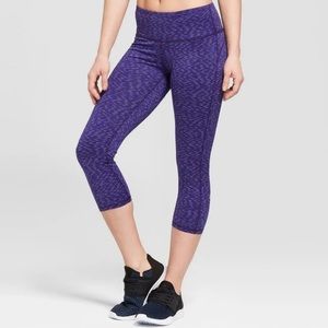 Champion C9 mid-rise capri legging - purple size M